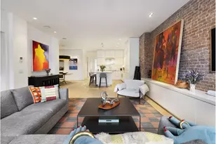 28 E 4th St, New York City, NY 10003 - Photo 3