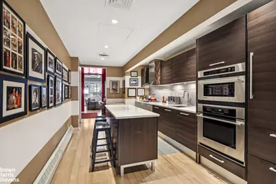534 W 42nd Street #2, New York City, NY 10036 - Photo 3