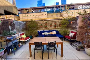 534 W 42nd St, New York City, NY 10036 - Photo 9