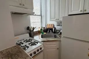 342 W 56th St, New York City, NY 10019 - Photo 3