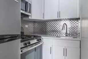 200 E 36th St, New York, NY 10016 - Photo 3