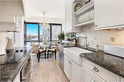 530 E 76th Street #21HJ, New York City, NY 10021 - Photo 5