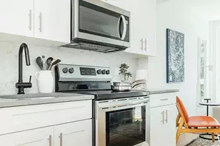 9 Cook St, New York City, NY 11206 - Photo 3