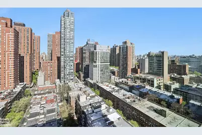 340 E 93rd Street #24K, New York City, NY 10128 - Photo 3