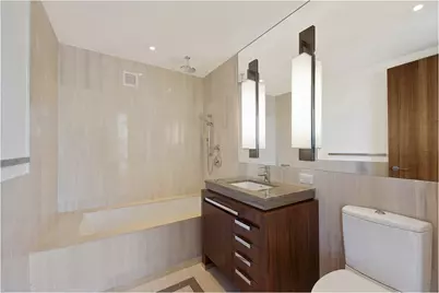 400 5th Avenue #41E, New York, NY 10018 - Photo 5