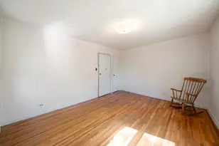 221 McDonald Ave, New York City, NY 11218 - Photo 13