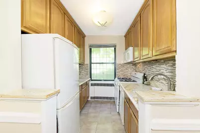 3017 Riverdale Avenue #2J, New York City, NY 10463 - Photo 3