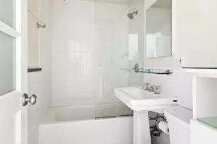45 Grace Ct, Brooklyn, NY 11201 - Photo 7