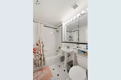1 Mt Morris Park W #9A, New York City, NY 10027 - Photo 3