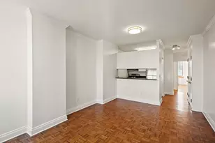 400 E 90th St, New York City, NY 10128 - Photo 3
