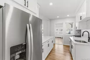 69-25 165th St, New York City, NY 11365 - Photo 3