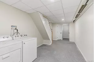 69-25 165th St, New York City, NY 11365 - Photo 19