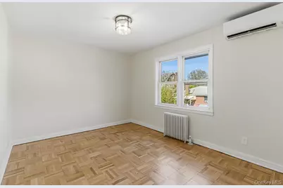 69-25 165th Street, New York City, NY 11365 - Photo 15