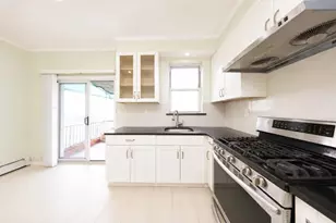 248 Bay 13th St, New York City, NY 11214 - Photo 9