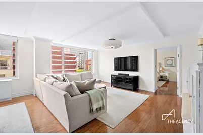 130 W 67th Street #7BC, New York City, NY 10023 - Photo 3