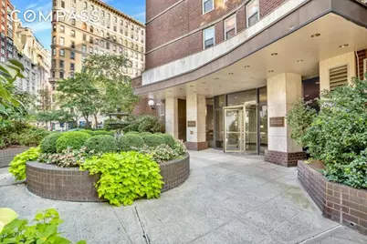 2025 Broadway #29G, New York City, NY 10023 - Photo 9