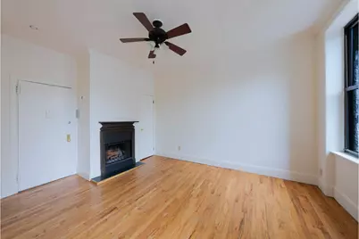 279 W 22nd Street #3, New York City, NY 10011 - Photo 3