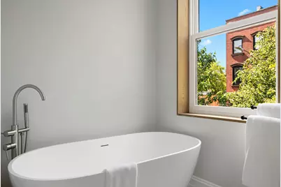 227 Warren Street, New York City, NY 11201 - Photo 17