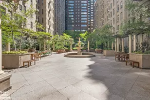 333 W 56th St, New York City, NY 10019 - Photo 13