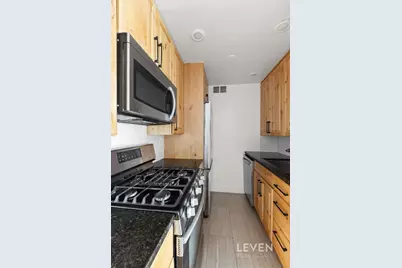 333 E 14th Street #9A, New York City, NY 10003 - Photo 3