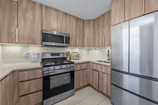 98-20 62nd Dr, New York City, NY 11374 - Photo 13