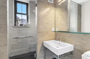 406 W 45th St, New York City, NY 10036 - Photo 9