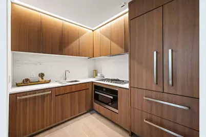 500 W 45th Street #210, New York City, NY 10036 - Photo 3