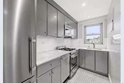 3 Sheridan Square #7KL, New York City, NY 10014 - Photo 9