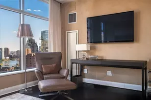 250 E 54th St, New York City, NY 10022 - Photo 11