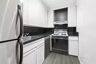 201 E 28th St, New York City, NY 10016 - Photo 5