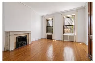 10 W 9th St, New York City, NY 10011 - Photo 9