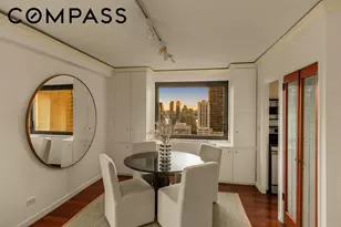 10 W 66th St, New York, NY 10023 - Photo 17