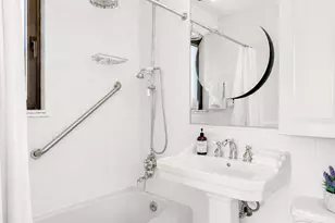10 W 66th St, New York, NY 10023 - Photo 13