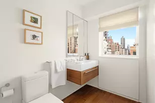 2 E 88th St, New York City, NY 10128 - Photo 23