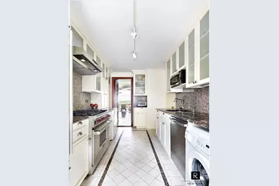 24 Central Park S #12-W, New York City, NY 10019 - Photo 3