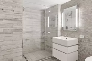 421 Hudson St, New York City, NY 10014 - Photo 7