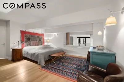 421 Hudson Street #520, New York City, NY 10014 - Photo 5