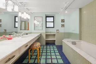 205 W 57th St, New York City, NY 10019 - Photo 9