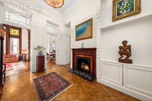 205 W 57th St, New York City, NY 10019 - Photo 5