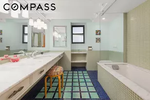 205 W 57th St, New York City, NY 10019 - Photo 9