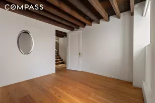132 S 1st St, New York City, NY 11249 - Photo 23