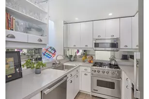 111 W 89th St, New York City, NY 10024 - Photo 3