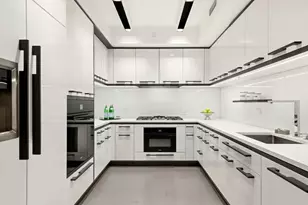 70 Charlton St, New York City, NY 10014 - Photo 3