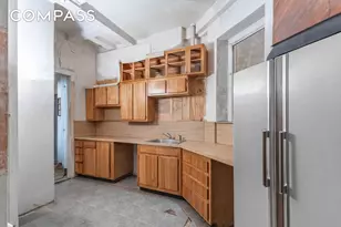 302 W 86th St, New York, NY 10024 - Photo 5