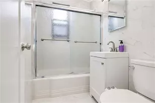 3025 Ocean Ave, New York City, NY 11235 - Photo 17
