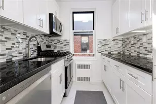 3025 Ocean Ave, New York City, NY 11235 - Photo 11