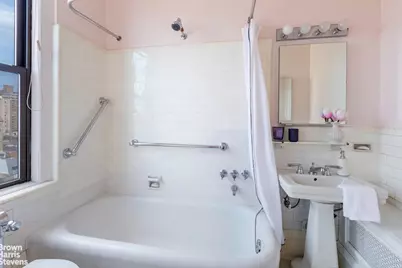 37 Riverside Drive #10B, New York City, NY 10023 - Photo 17