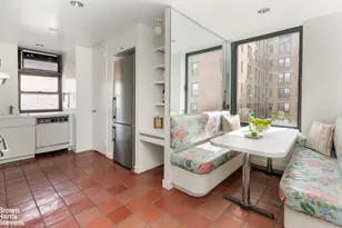 37 Riverside Dr, New York City, NY 10023 - Photo 13