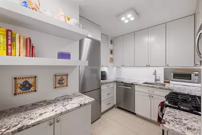 301 E 69th Street #4K, New York City, NY 10021 - Photo 7