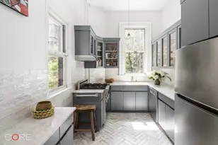 278 W 86th St, New York City, NY 10024 - Photo 5